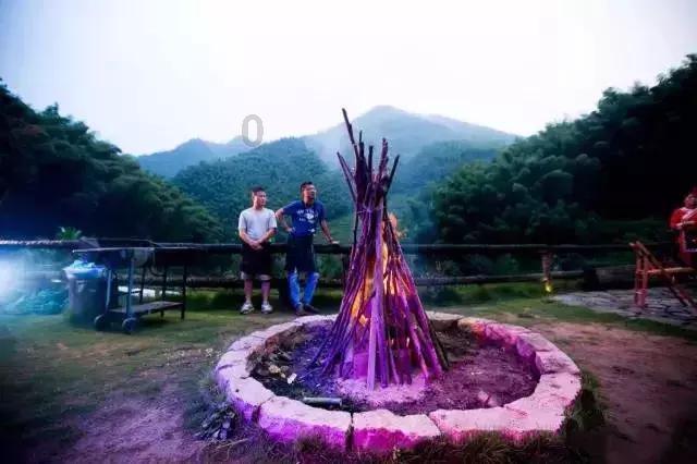 男朋友家庭条件不好，但是人很好我要不要坚持下去？游戏画面